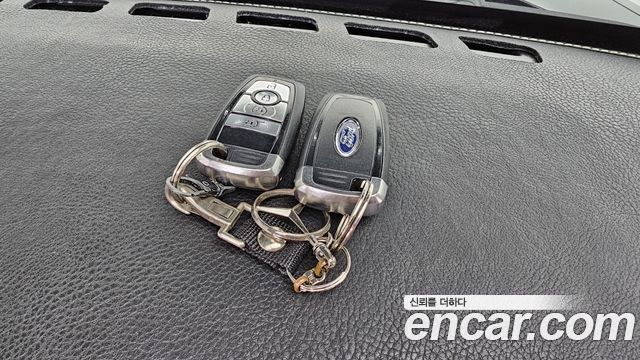 Ford Explorer (VI) 2.3 LimIted 4WD 2020 — фото 27
