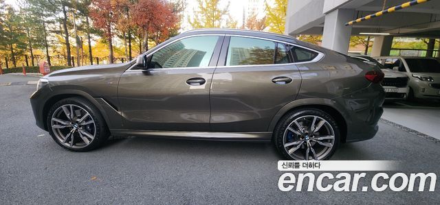 BMW X6 (G06) M50i 2021 — фото 17
