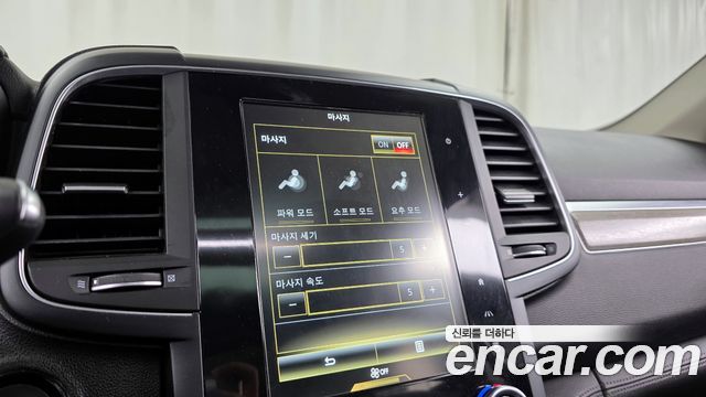 Renault Korea QM6 2.0 LPe Premiere 2WD 2021 — фото 33