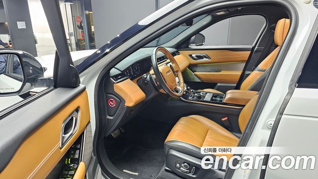 Land Rover Range Rover Velar 3.0 D300 R-Dynamic HSE 2018 — фото 10