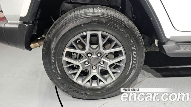 Jeep Wrangler (JL) 2.0 Overland Power Top 4Door 4xe 2021 — фото 5
