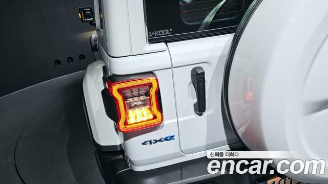 Jeep Wrangler (JL) 2.0 Overland Power Top 4Door 4xe 2021 — фото 23