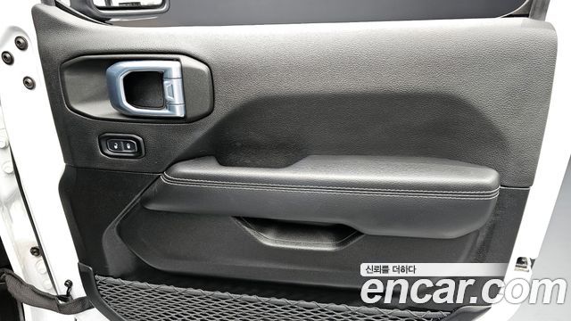 Jeep Wrangler (JL) 2.0 Overland Power Top 4Door 4xe 2021 — фото 25