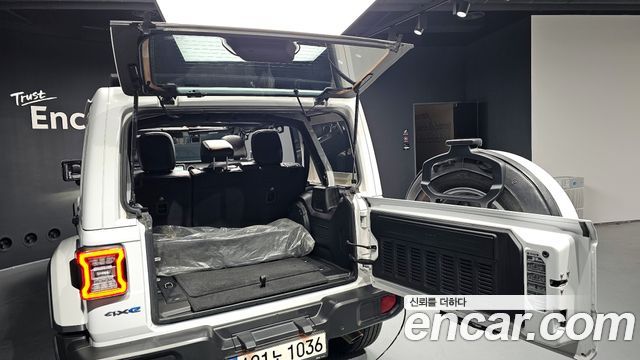 Jeep Wrangler (JL) 2.0 Overland Power Top 4Door 4xe 2021 — фото 32