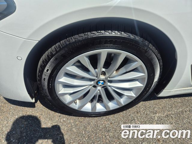 BMW 5 Series (G30) 520i Luxury 2022 — фото 6