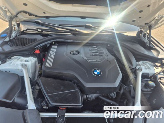 BMW 5 Series (G30) 520i Luxury 2022 — фото 7