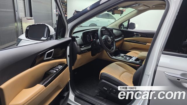 Kia Carnival (IV) Gasoline 9-Seater Noblesse 2023 — фото 10