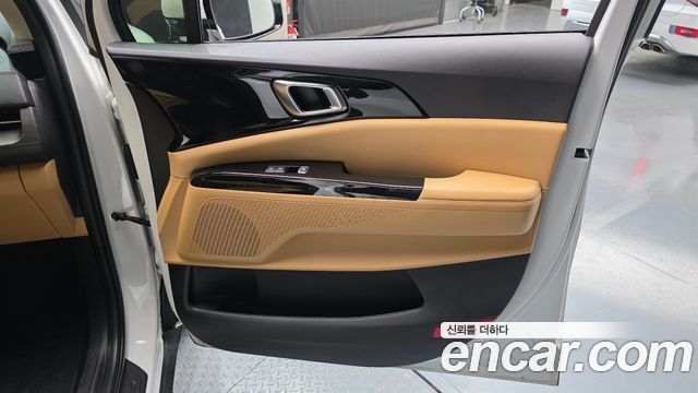 Kia Carnival (IV) Gasoline 9-Seater Noblesse 2023 — фото 25