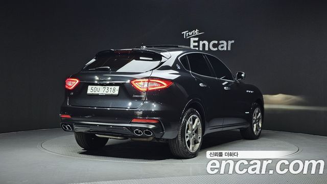 Maserati Levante 3.0 AWD GranSport 2019 — фото 2