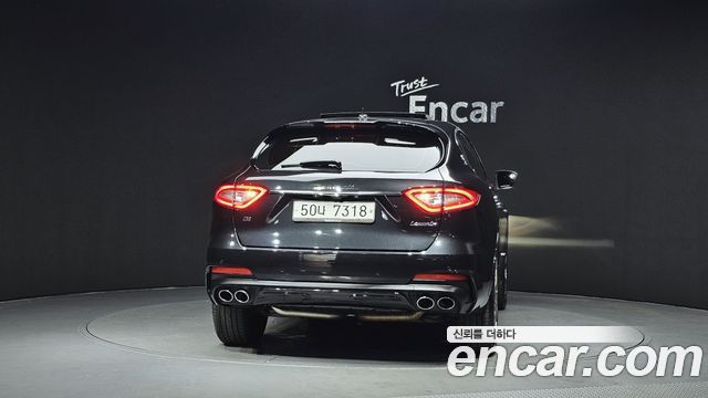 Maserati Levante 3.0 AWD GranSport 2019 — фото 4