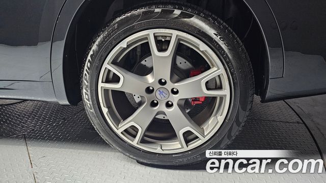 Maserati Levante 3.0 AWD GranSport 2019 — фото 21