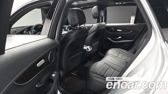 Mercedes-Benz GLC-Class (X253) GLC300 4MATIC 2020 — фото 16