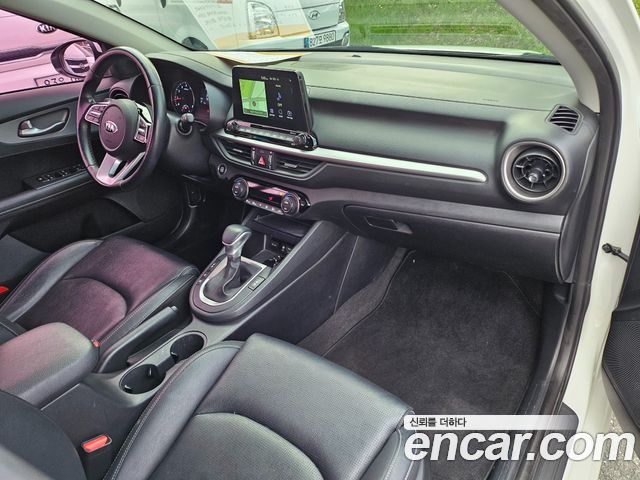 Kia K3 Prestige 2021 — фото 23