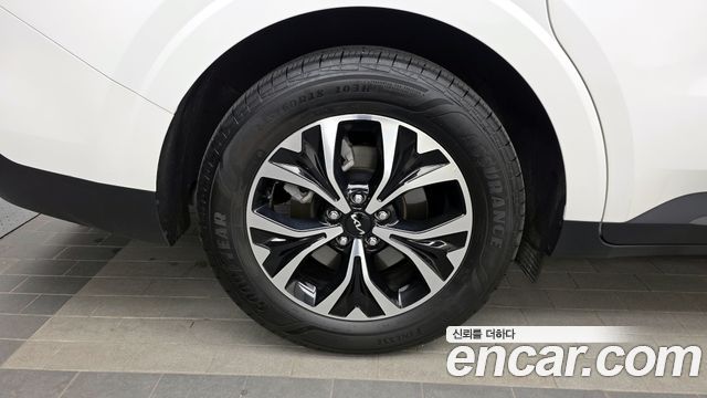 Kia Carnival (IV) Gasoline 9-Seater Prestige 2023 — фото 5
