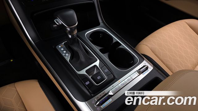 Kia Carnival (IV) Gasoline 9-Seater Prestige 2023 — фото 9