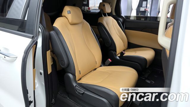 Kia Carnival (IV) Gasoline 9-Seater Prestige 2023 — фото 11