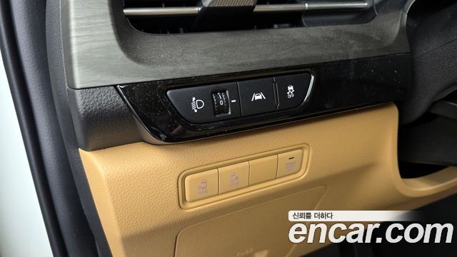 Kia Carnival (IV) Gasoline 9-Seater Prestige 2023 — фото 17