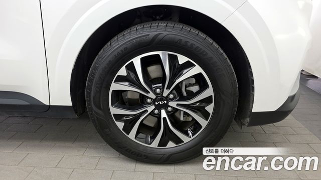 Kia Carnival (IV) Gasoline 9-Seater Prestige 2023 — фото 21