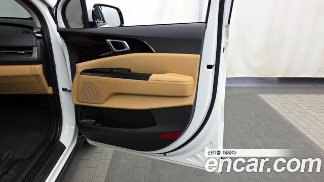 Kia Carnival (IV) Gasoline 9-Seater Prestige 2023 — фото 25