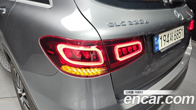 Mercedes-Benz GLC-Class (X253) GLC220 d 4MATIC 2021 — фото 23