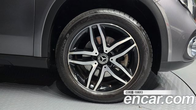Mercedes-Benz GLA-Class (X156) GLA220 Premium 2019 — фото 5