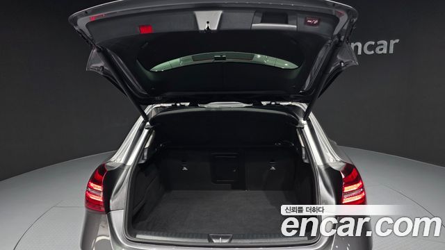Mercedes-Benz GLA-Class (X156) GLA220 Premium 2019 — фото 20