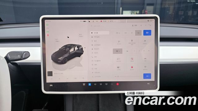 Tesla Model Y Long Range AWD 2024 — фото 17