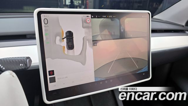 Tesla Model Y Long Range AWD 2024 — фото 18