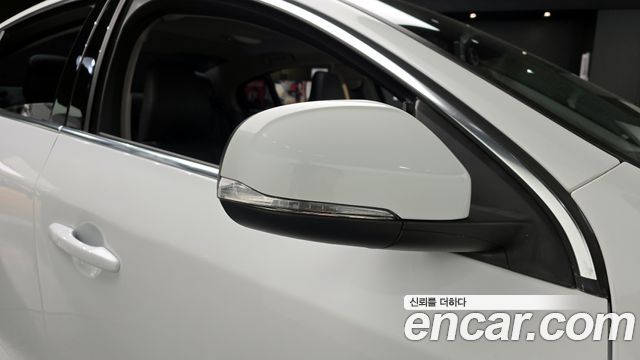 Volvo S60 D2 2nd 2015 — фото 34