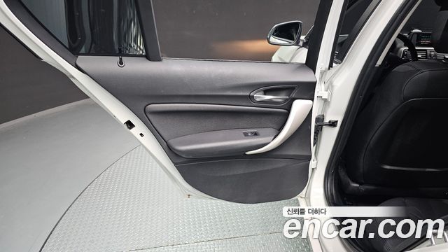 BMW 1 Series (F20) 118d JOY 5DOOR 2018 — фото 25