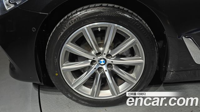 BMW 5 Series (G30) 520i Luxury 2018 — фото 5