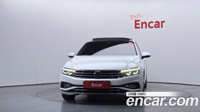 Volkswagen Passat GT (B8) 2.0 TDI Prestige 2022 — фото 3