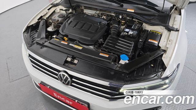 Volkswagen Passat GT (B8) 2.0 TDI Prestige 2022 — фото 6
