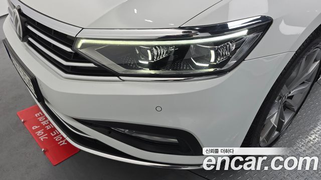 Volkswagen Passat GT (B8) 2.0 TDI Prestige 2022 — фото 22