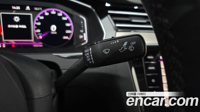Volkswagen Passat GT (B8) 2.0 TDI Prestige 2022 — фото 28
