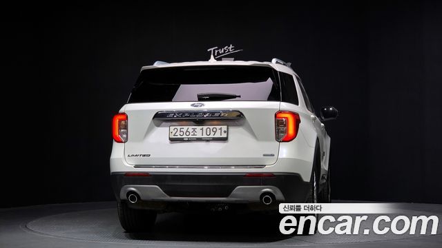 Ford Explorer (VI) 2.3 LimIted 4WD 2020 — фото 4
