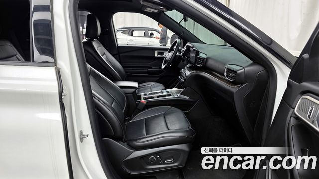 Ford Explorer (VI) 2.3 LimIted 4WD 2020 — фото 15