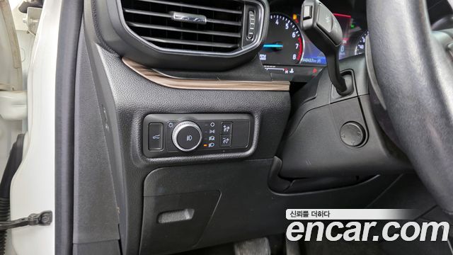 Ford Explorer (VI) 2.3 LimIted 4WD 2020 — фото 20