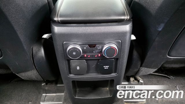 Ford Explorer (VI) 2.3 LimIted 4WD 2020 — фото 22