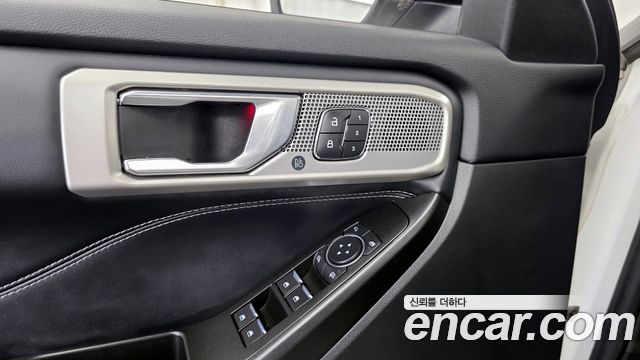 Ford Explorer (VI) 2.3 LimIted 4WD 2020 — фото 34