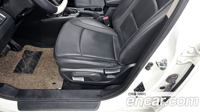 KG Mobility (SsangYong) Very New Tivoli Gasoline 1.5 2WD V3 2022 — фото 19