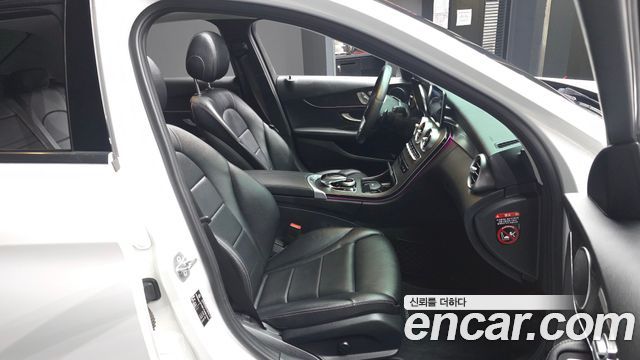 Mercedes-Benz C-Class (W205) C220 d 4MATIC 2021 — фото 11