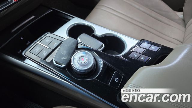 Kia K8 2.5 Gasoline 2WD Noblesse 2022 — фото 9