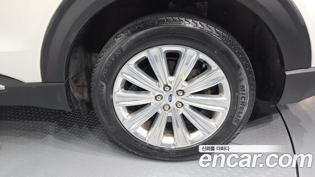 Ford Explorer (VI) 3.0 PHEV 2020 — фото 21