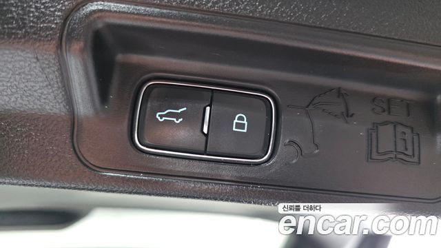 Ford Explorer (VI) 3.0 PHEV 2020 — фото 30