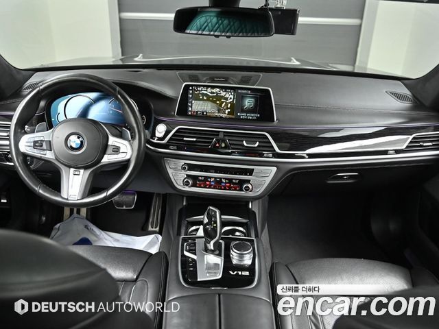 BMW 7 Series (G11) M760Li xDrive 2017 — фото 7