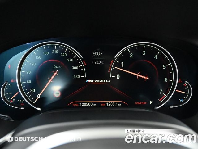 BMW 7 Series (G11) M760Li xDrive 2017 — фото 8