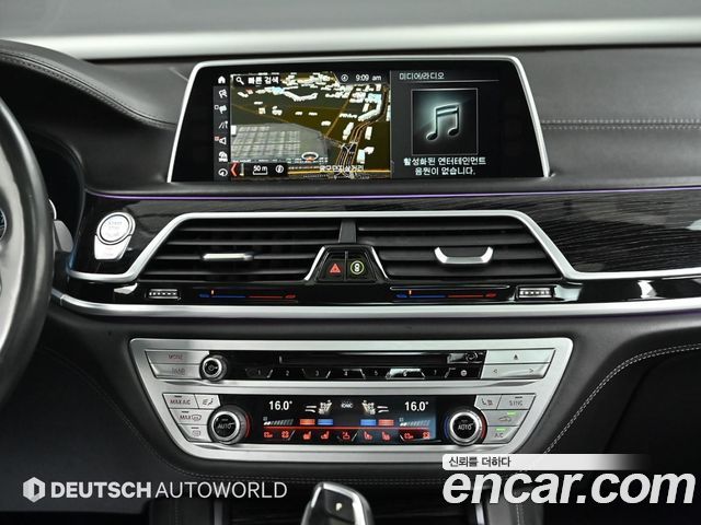 BMW 7 Series (G11) M760Li xDrive 2017 — фото 18