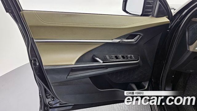 KG Mobility (SsangYong) Torres Bi-fuel 1.5 2WD TL7 2023 — фото 30