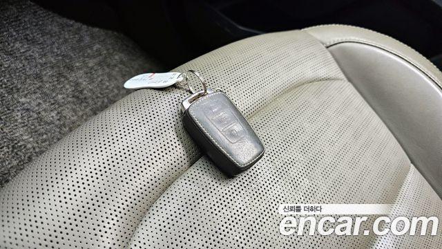 KG Mobility (SsangYong) Torres Bi-fuel 1.5 2WD TL7 2023 — фото 37